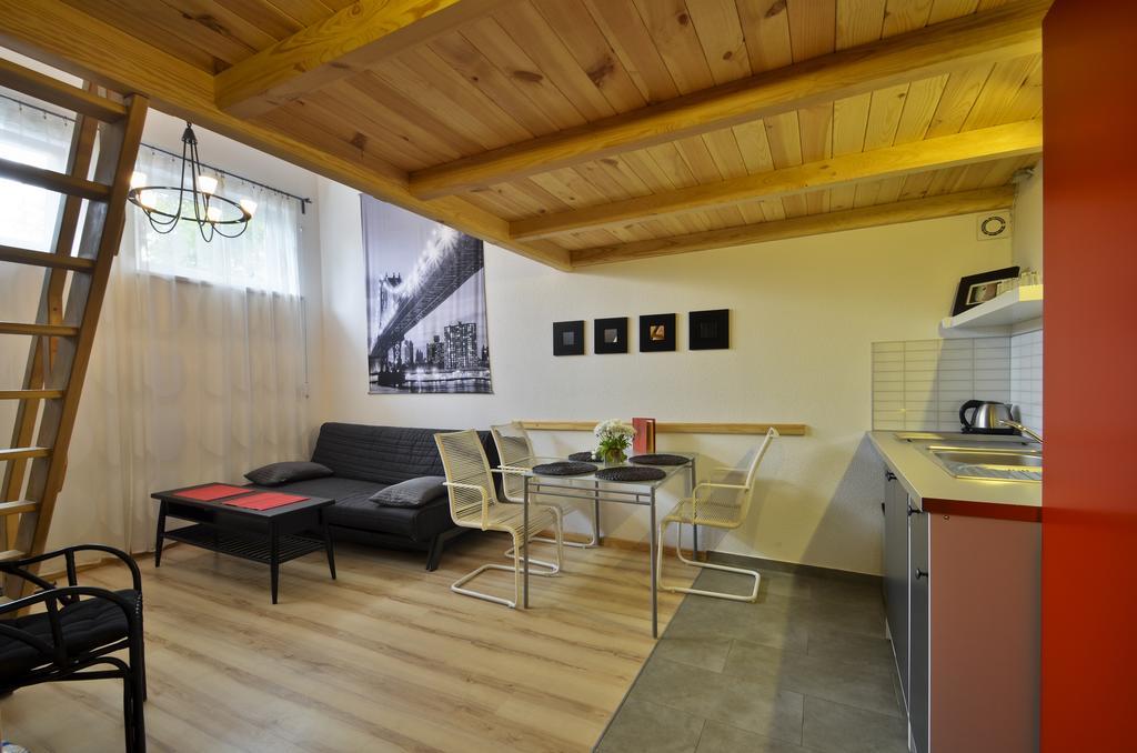 Bed&Breakfast Mikunda Chrzanów 客房 照片